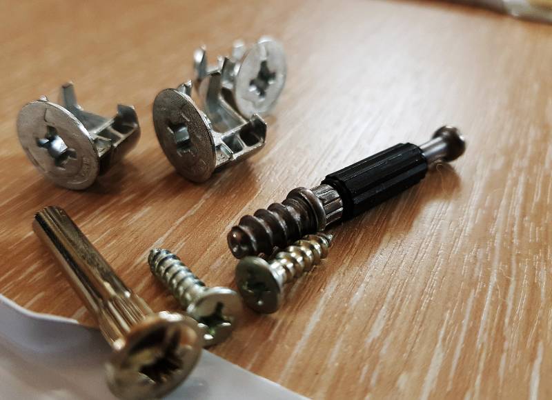 Fasteners & Hardware 4